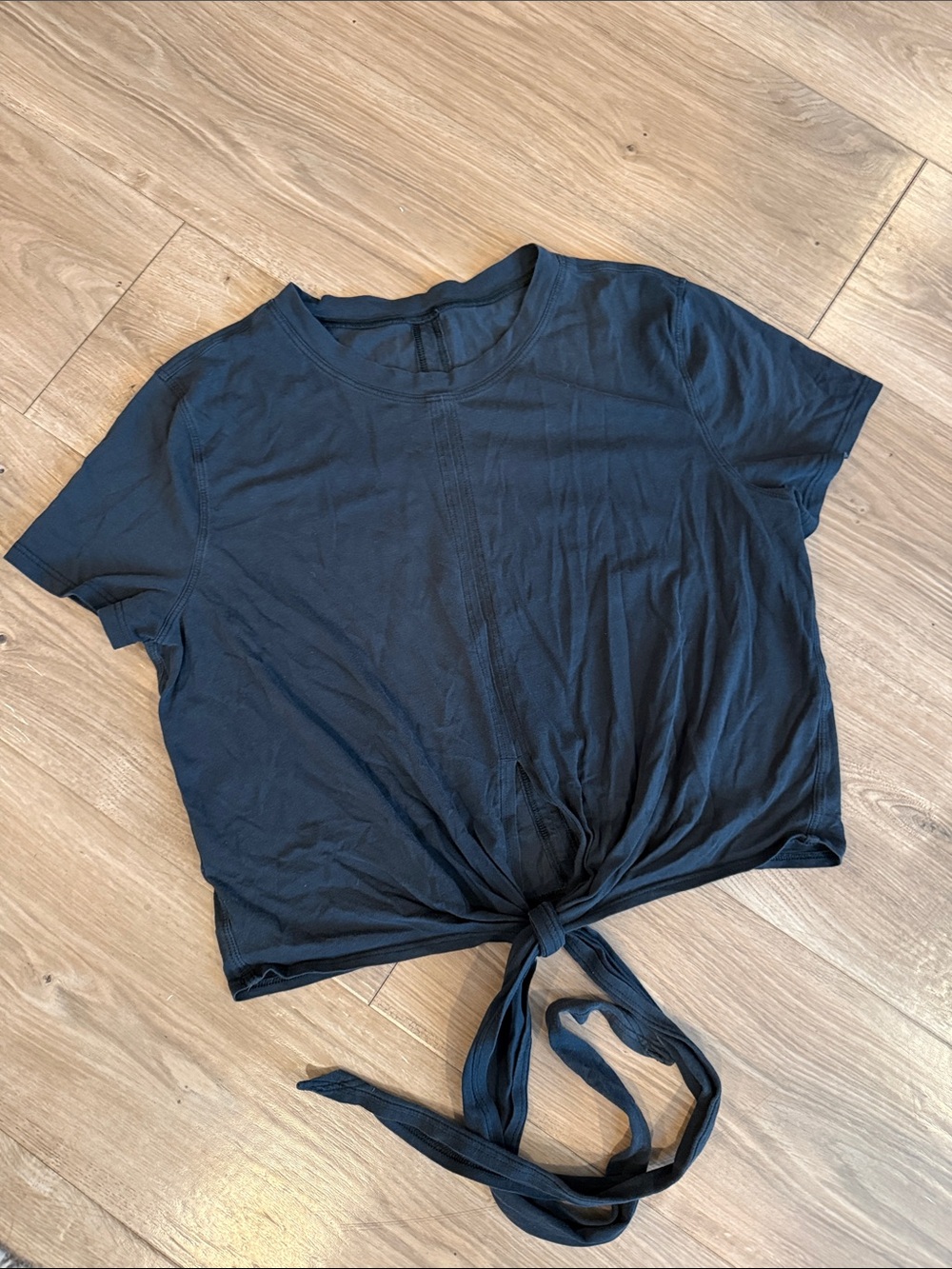 Lululemon Women’s Black Tie-Front Short Sleeve Top